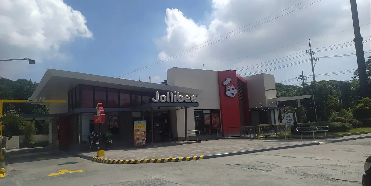 Jollibee Carmona Highway