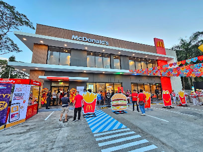 McDonald's Buhay Na Tubig