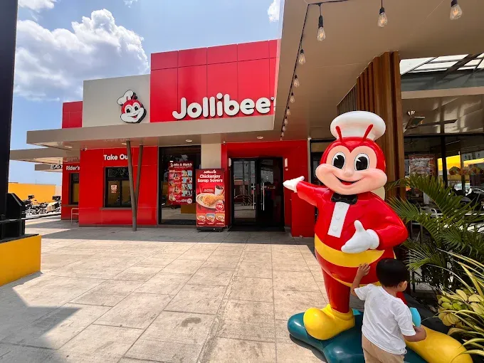 Jollibee WalterMart Naic